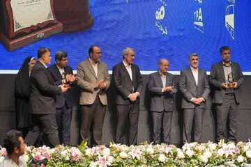 نگاهی به برترین‌های بورس کالا از لنز دوربین-۴