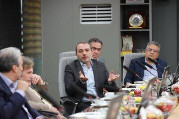 نشست انجمن سیم و کابل