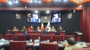 کلیات طرح تاسیس بازار اوراق و صندوق‌های ارزی به تصویب شورای عالی بورس رسید/ با اعتماد مردم ۳.۵ میلیارد دلار سرمایه گذاری از مسیر بورس کالا انجام شده است