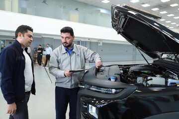 تحویل نخستین خودرو با مکانیسم گواهی سپرده در بورس کالا