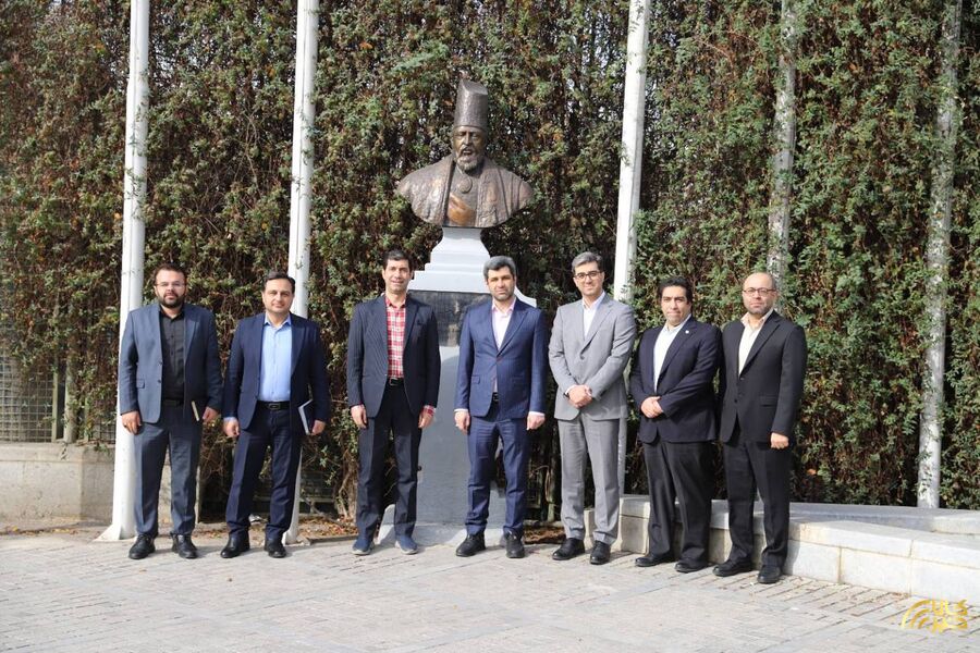 بازدید مدیرعامل بورس کالای ایران از پارک علم و فناوری دانشگاه امیرکبیر