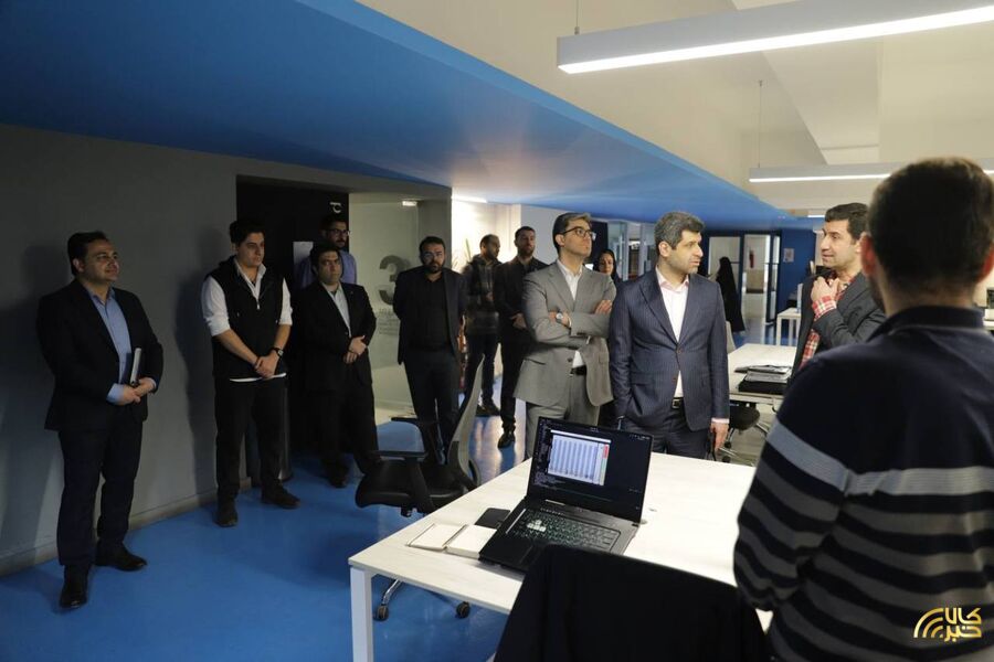 بازدید مدیرعامل بورس کالای ایران از پارک علم و فناوری دانشگاه امیرکبیر