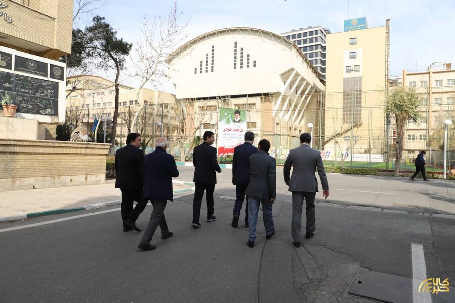 بازدید مدیرعامل بورس کالای ایران از پارک علم و فناوری دانشگاه امیرکبیر