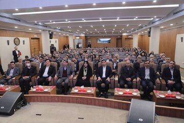 گزارش تصویری آیین رونمایی از نخستین صندوق طلای صدور و ابطال