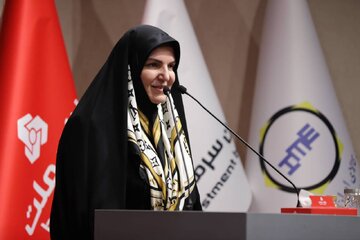 گزارش تصویری آیین رونمایی از نخستین صندوق طلای صدور و ابطال